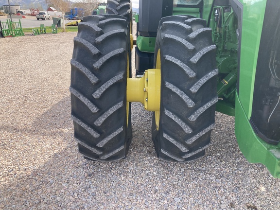 2023 John Deere 8R 250 Tractor