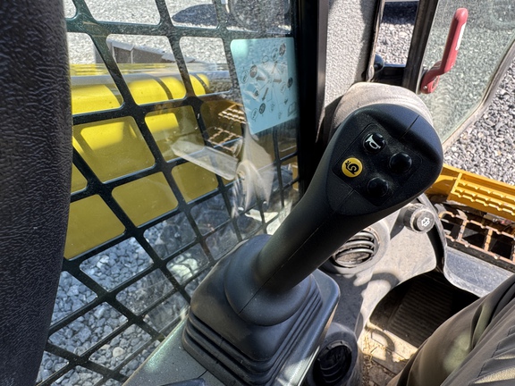 2022 Caterpillar 272D3 Skid Steer Loader