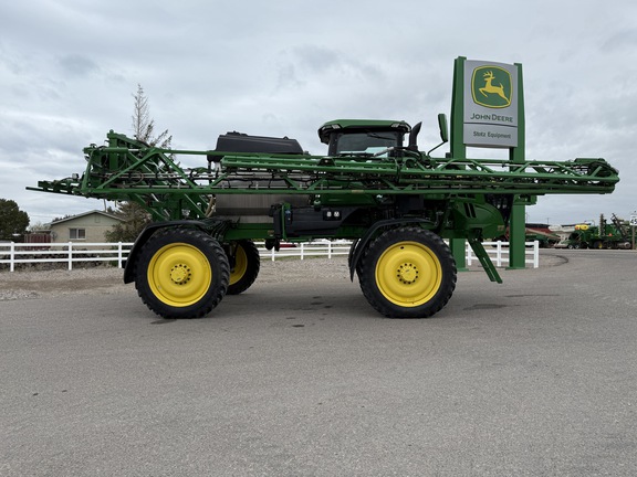 2022 John Deere 412R Sprayer/High Clearance