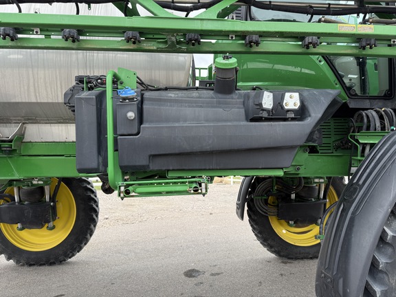 2022 John Deere 412R Sprayer/High Clearance