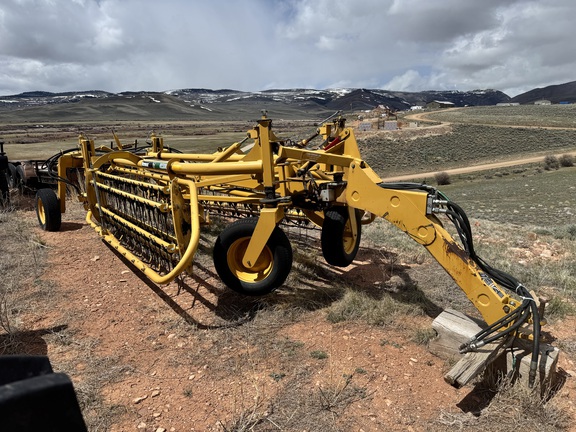 2019 Vermeer R2300 Rake