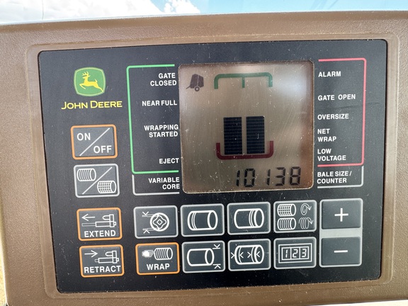 2018 John Deere 560M Baler/Round