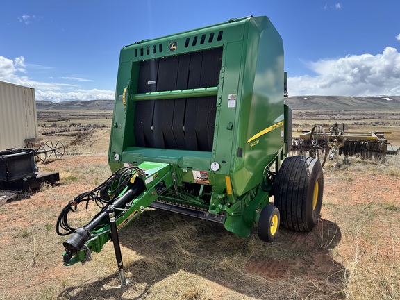 2018 John Deere 560M Baler/Round