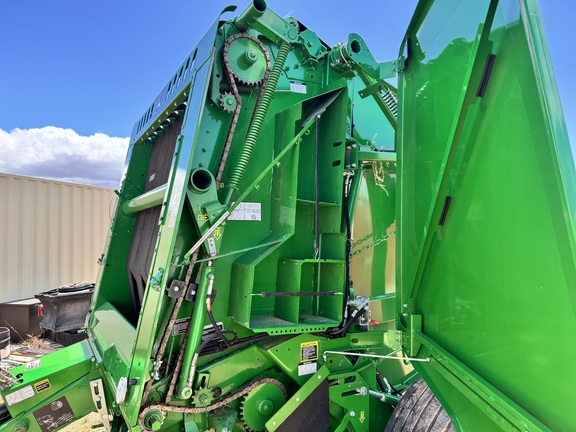 2018 John Deere 560M Baler/Round
