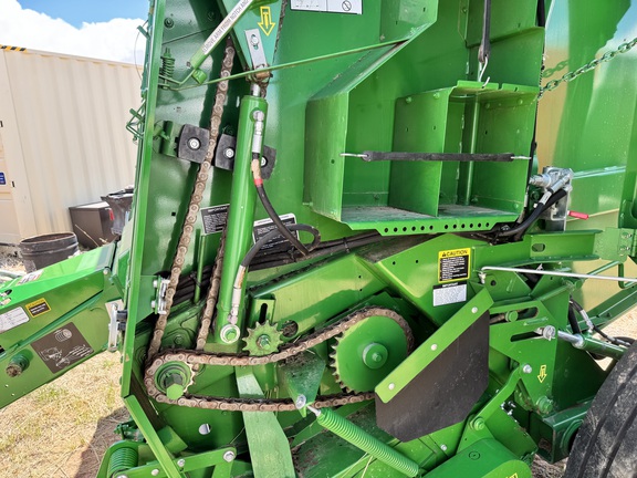 2018 John Deere 560M Baler/Round