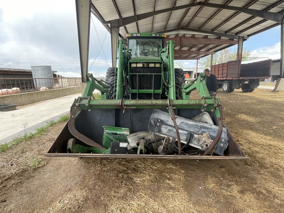 1998 John Deere 840 Loader