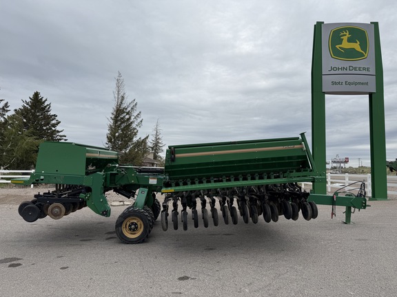 2015 Great Plains 3S 3000-4875 Drill