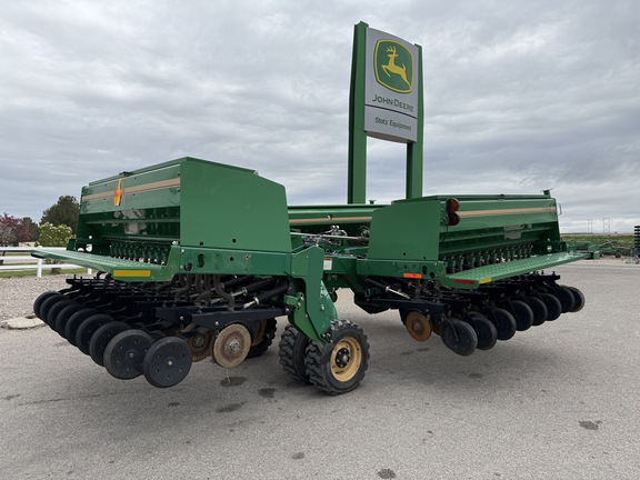 2015 Great Plains 3S 3000-4875 Drill