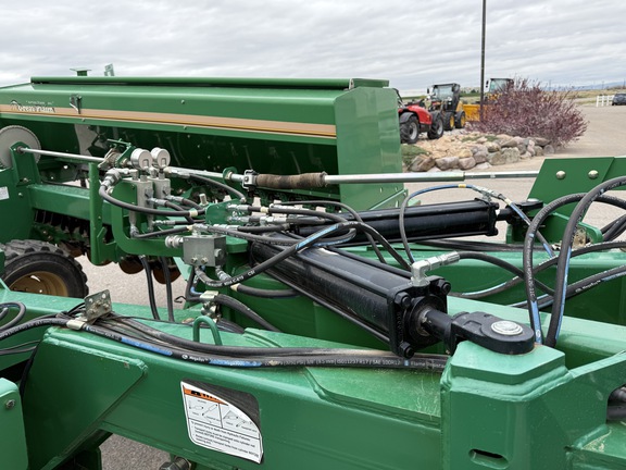2015 Great Plains 3S 3000-4875 Drill