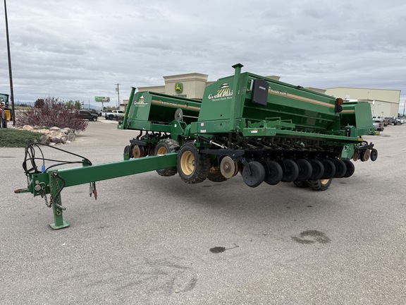 2015 Great Plains 3S 3000-4875 Drill