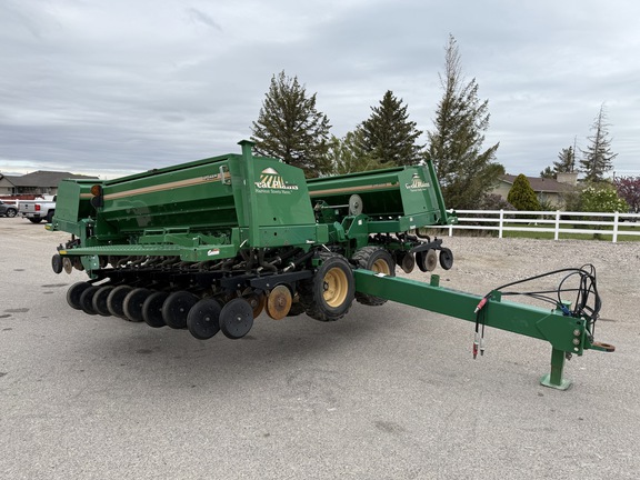 2015 Great Plains 3S 3000-4875 Drill