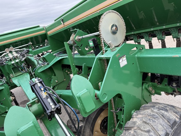 2015 Great Plains 3S 3000-4875 Drill