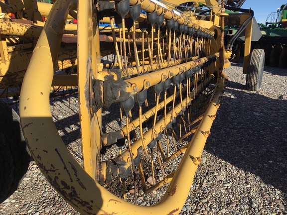 1995 Vermeer R23 Rake