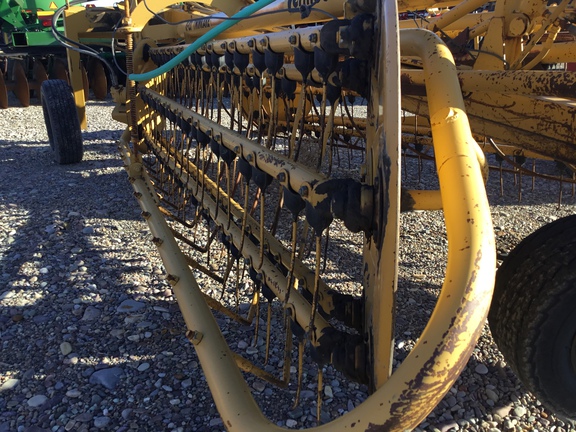 1995 Vermeer R23 Rake