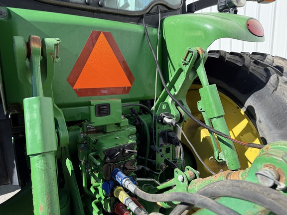 2014 John Deere 8285R Tractor