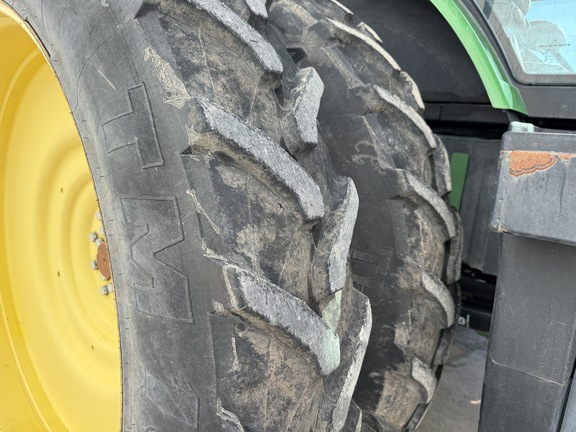 2014 John Deere 8285R Tractor