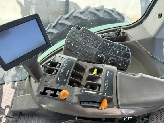 2014 John Deere 8285R Tractor