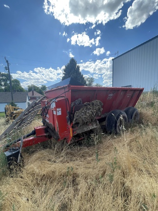 2014 Misc 8124 Manure Spreader