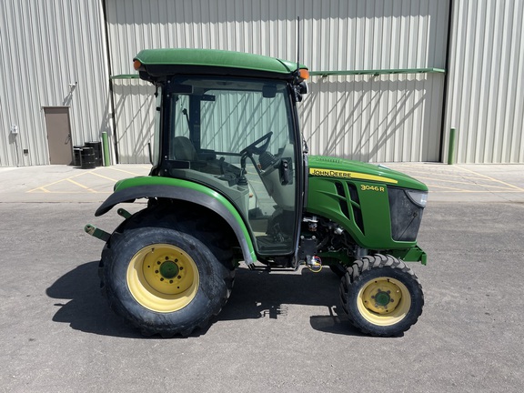 2022 John Deere 3046R Tractor Compact