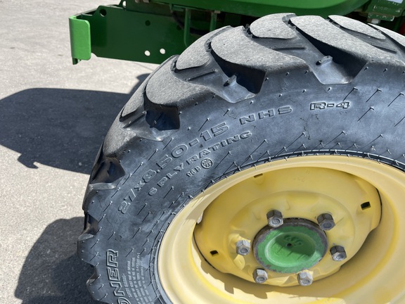 2022 John Deere 3046R Tractor Compact