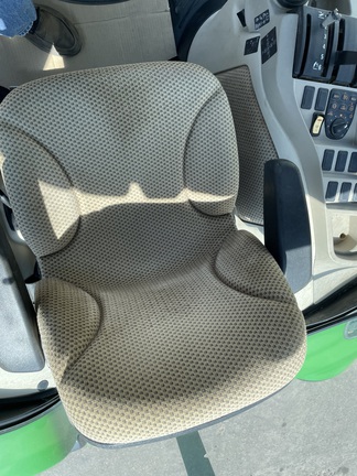 2022 John Deere 3046R Tractor Compact