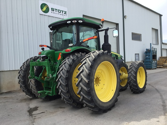 2015 John Deere 8320R Tractor