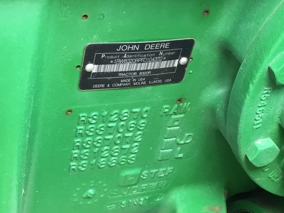 2015 John Deere 8320R Tractor
