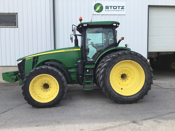 2015 John Deere 8320R Tractor