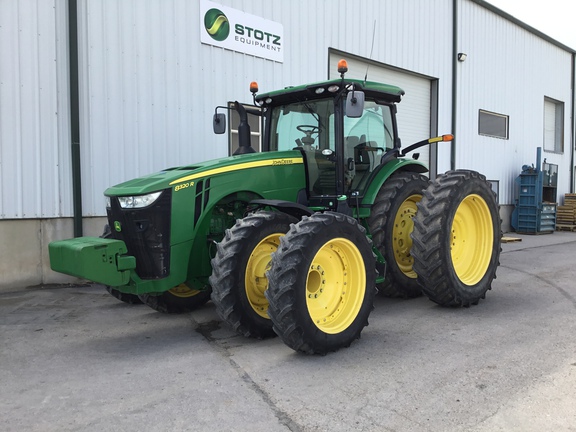2015 John Deere 8320R Tractor