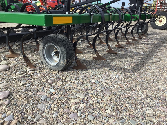 2025 Unverferth STP141401GA Field Cultivator