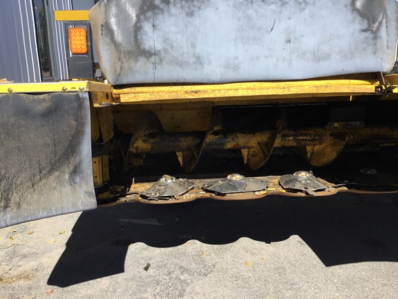 2024 New Holland Speedrower 260 Windrower