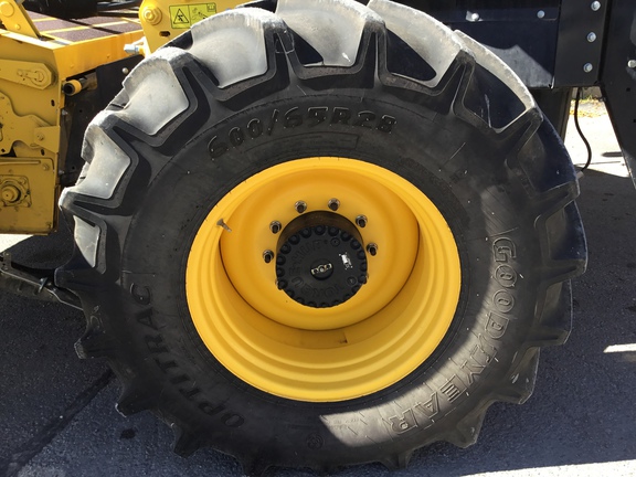 2024 New Holland Speedrower 260 Windrower