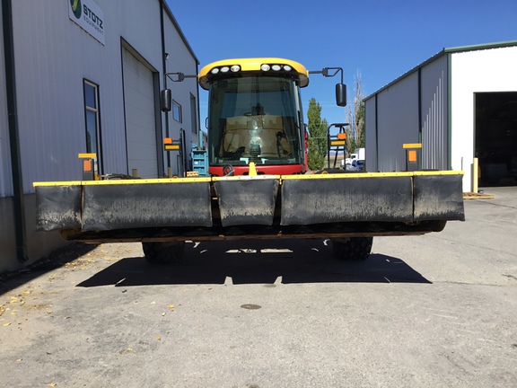 2022 New Holland Speedrower 260 Windrower