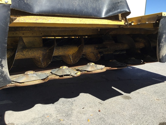 2022 New Holland Speedrower 260 Windrower