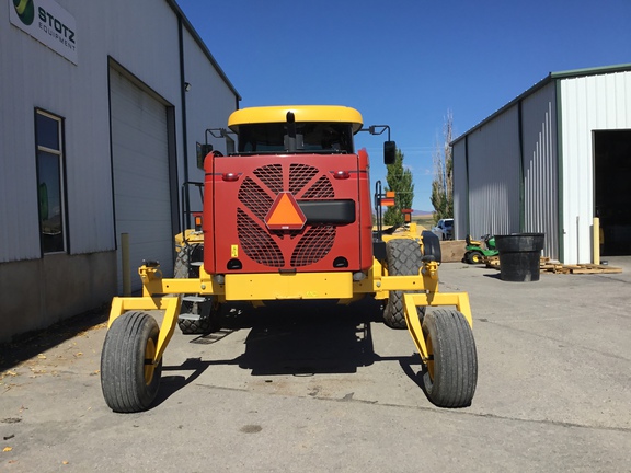 2022 New Holland Speedrower 260 Windrower