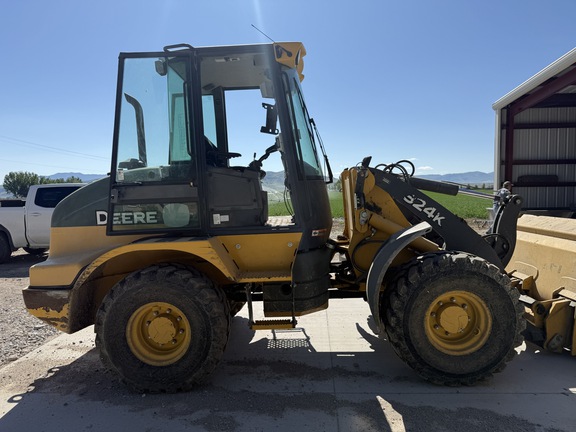 2017 John Deere 324K Compact Utility Loader