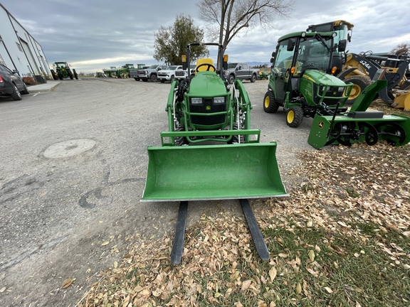 2023 John Deere 1025R Tractor Compact