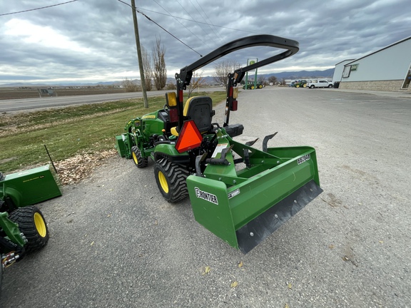 2023 John Deere 1025R Tractor Compact
