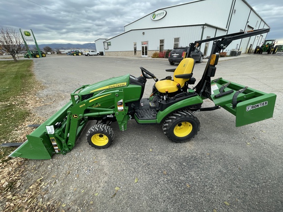 2023 John Deere 1025R Tractor Compact