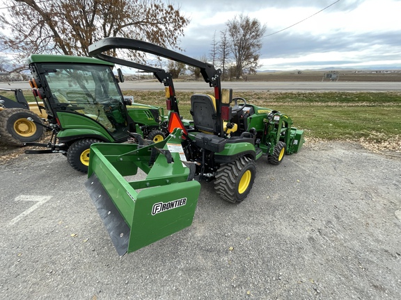 2023 John Deere 1025R Tractor Compact