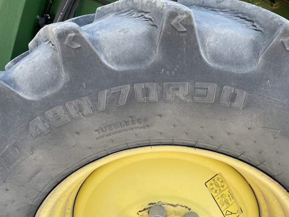 2016 John Deere S680 Combine