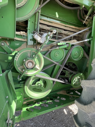 2016 John Deere S680 Combine