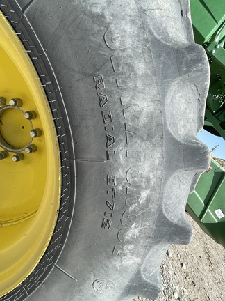 2016 John Deere S680 Combine