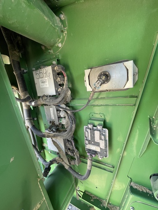 2016 John Deere S680 Combine