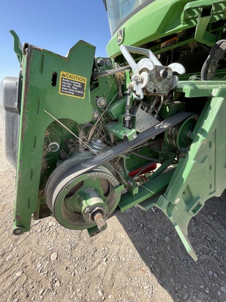 2016 John Deere S680 Combine