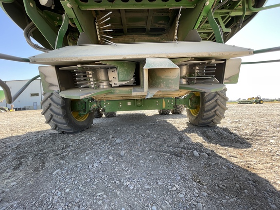 2016 John Deere S680 Combine