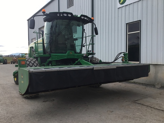 2019 John Deere W235 Windrower