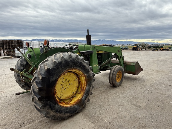 1976 John Deere 2440 Tractor
