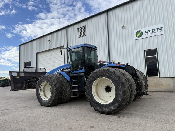 2005 New Holland TJ375 Tractor 4WD
