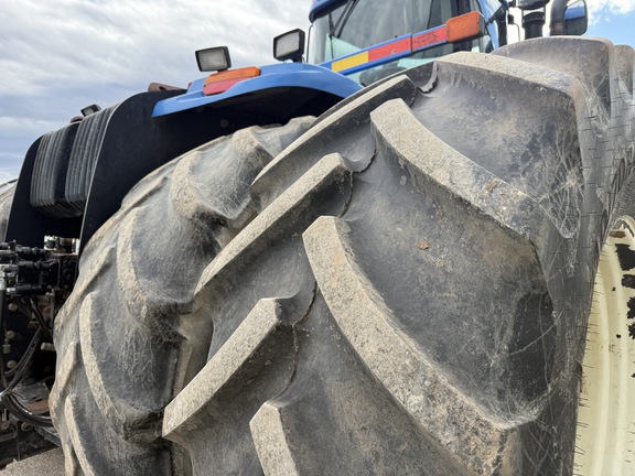 2005 New Holland TJ375 Tractor 4WD